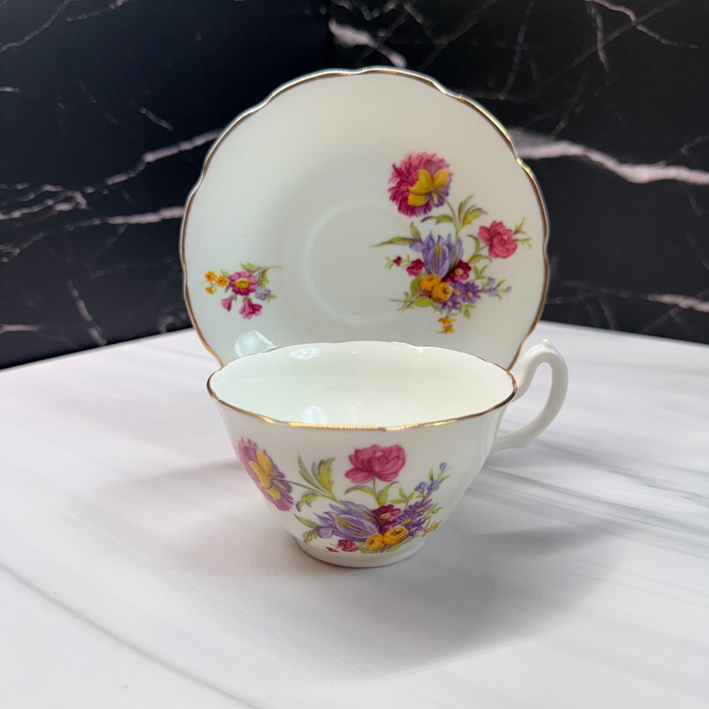 Royal Stuart Bone China England Tea Cup and Saucer Floral Gold Trim Scalloped